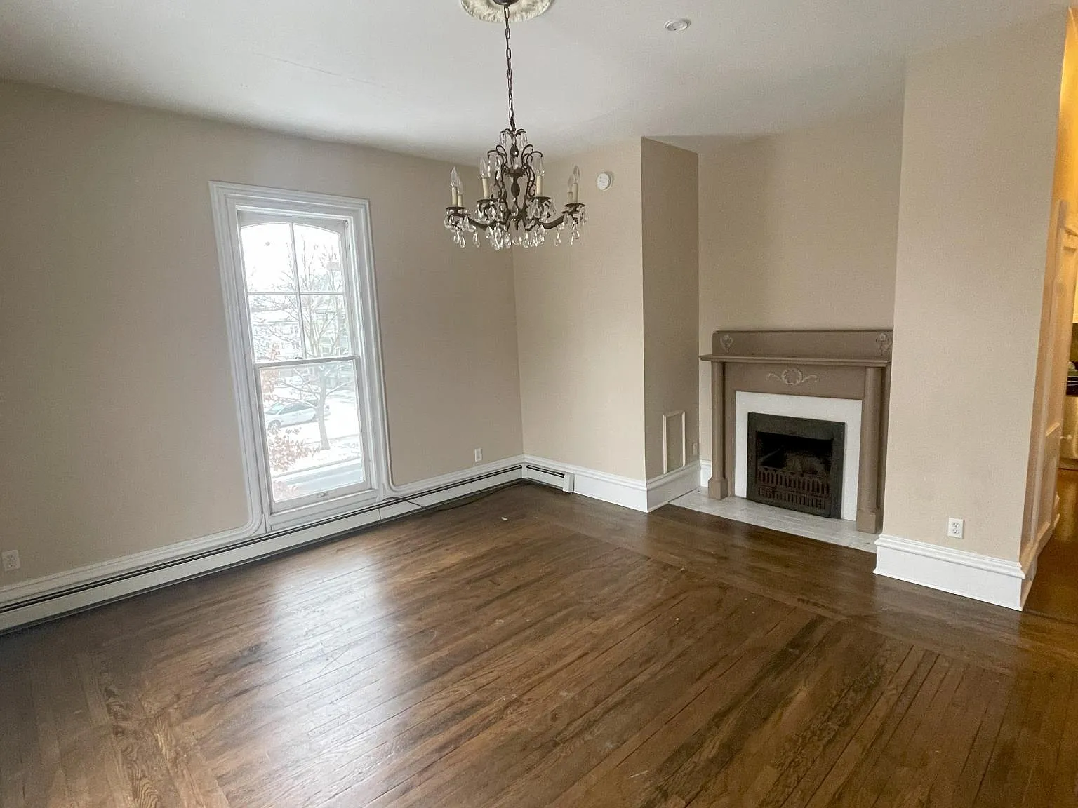 1 bed, 1000 sqft, $1,000 — Photo 3