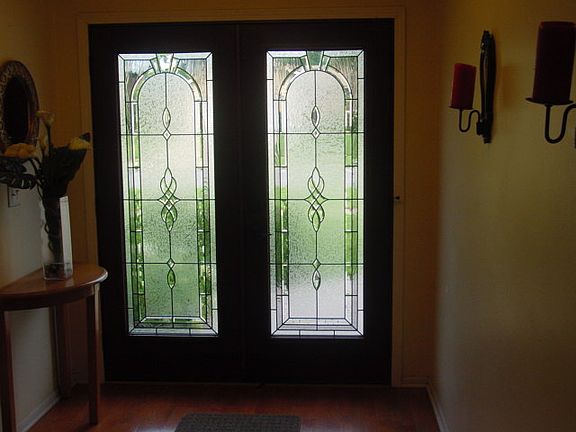 Foyer iwth double glass door