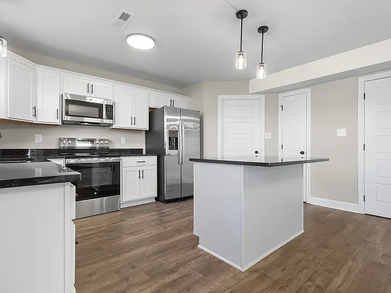 973 Tufnel Dr — Photo 10