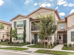 68 Rose Arch, Irvine, CA 92620