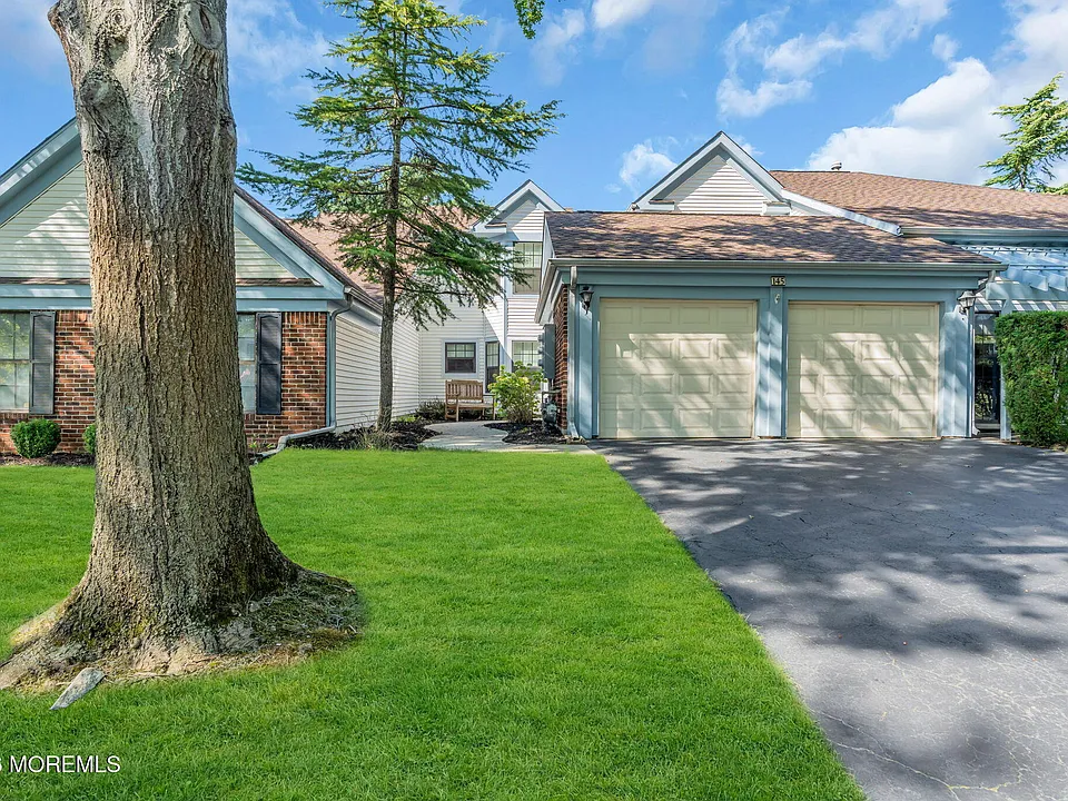 145 Old Orchard Ln