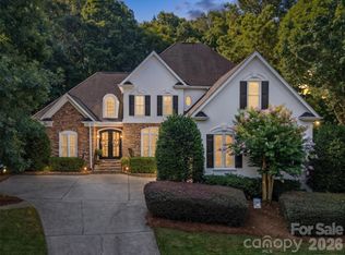 9331 Whispering Wind Dr, Charlotte, NC 28277