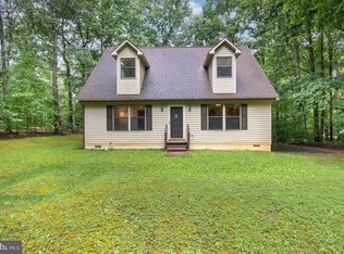 1008 Swan Ln, Ruther Glen, VA 22546