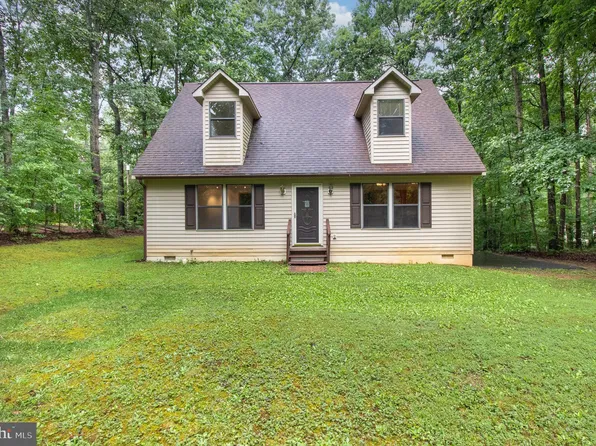 1008 Swan Ln, Ruther Glen, VA 22546