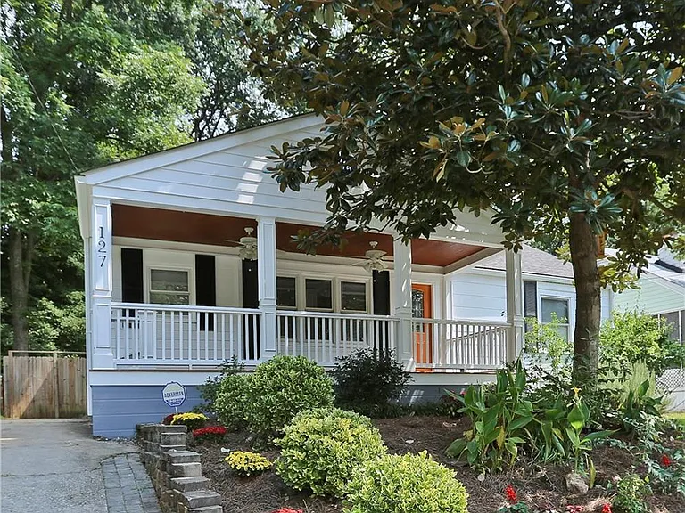 127 Sisson Ave — Photo 1