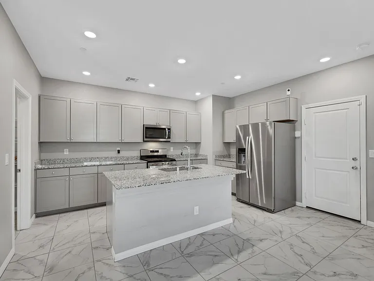 3532 Siderno Ln — Photo 5