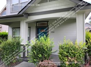 990 E Winding Creek Dr, Eagle, ID 83616