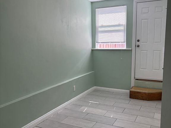 4th image of 212A San Antonio Ave #212A