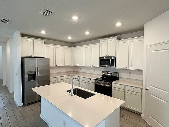 2nd image of 1508 Lachlan Cir