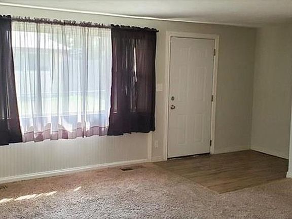 4th image of 555 Winston Ave