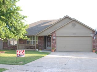 1505 W Jefferson Cres S, Broken Arrow, OK 74011