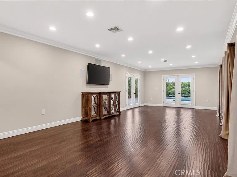 10855 Oro Vista Ave — Photo 5