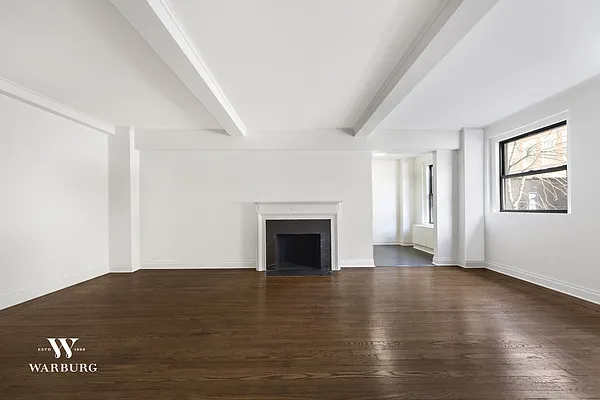 Sold by Warburg | media 2