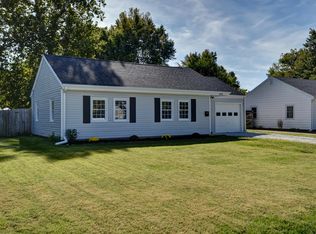 2522 E Meadowmere St, Springfield, MO 65804