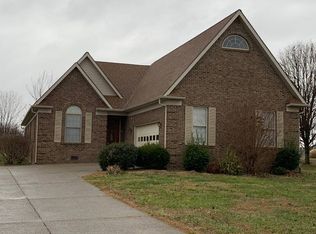 15 Willow St, Lebanon, KY 40033