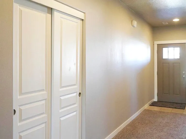 1835 SW Panorama Dr — Photo 20