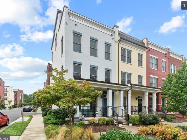 596 Regent Pl NE, Washington, DC 20017