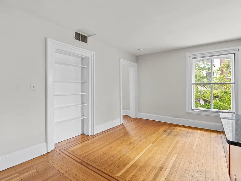 505 Cathedral St #2 — Photo 17