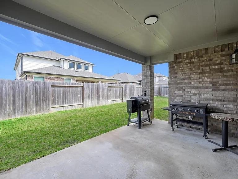 241 Bright Bluff Cir — Photo 35