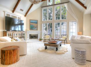20990 Las Flores Mesa Dr, Malibu, CA 90265
