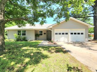 908 Dover Cir, Gainesville, TX 76240