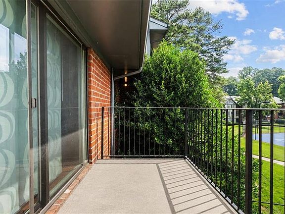 5th image of 6851 Roswell Rd APT O8