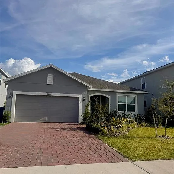 14729 Erice Ave — Photo 1