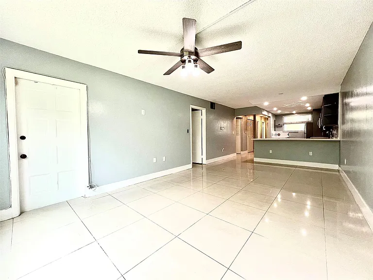 7450 NW 17th St #110 — Photo 9