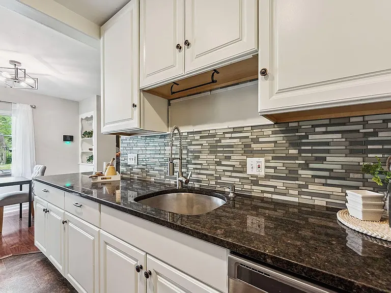 1754 Oakland Park Ave — Photo 14