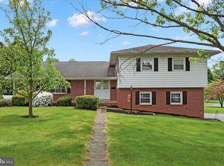 135 N Oller Ave, Waynesboro, PA 17268