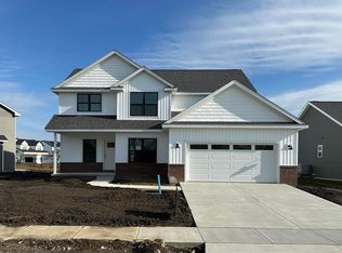 704 Cole Ln, Mahomet, IL 61853