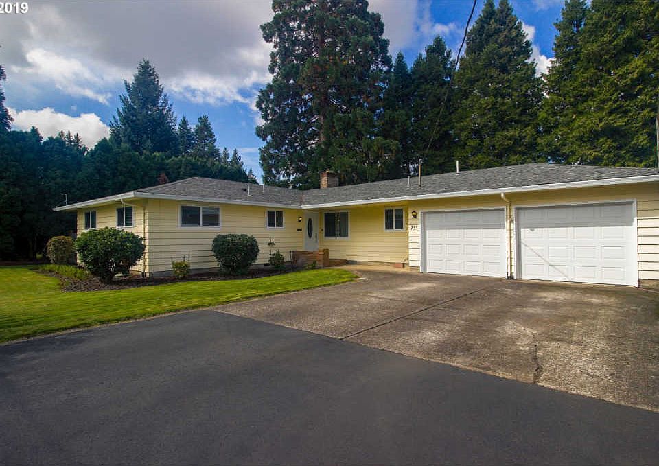 1st image of 735 NE 6th Ave