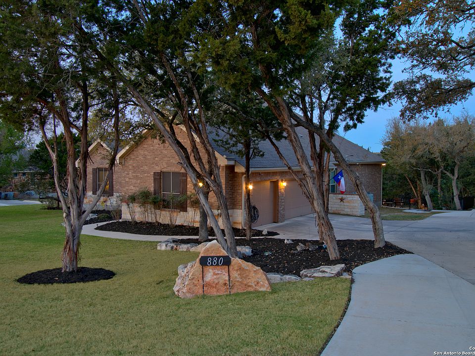 1st image of 880 HAVEN PT