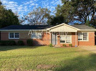 1717 Robison Hill Rd, Montgomery, AL 36107