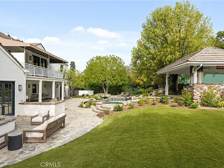 4550 Encino Ave — Photo 20