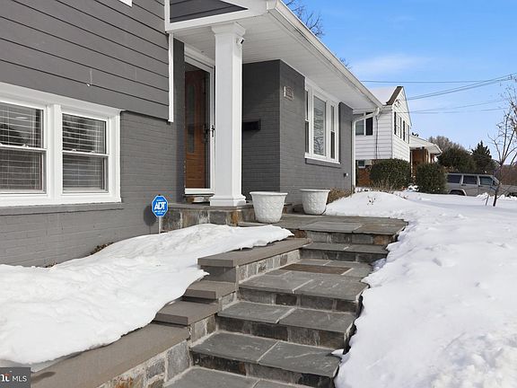 4th image of 6728 Hopewell Ave