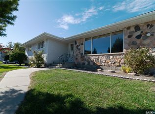 5 Wheaton Cres, Regina, SK S4S2Z3