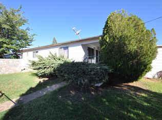 311 S Hutchinson St, Santa Clara, NM 88026