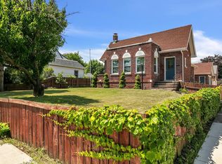 5902 37th Ave, Kenosha, WI 53144