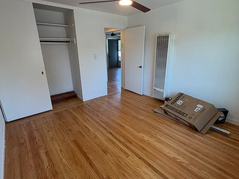 1322 Holly St #4 — Photo 7