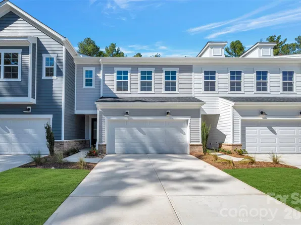707 Bowery Pl, Cramerton, NC 28032