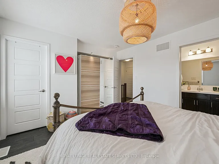 78 Huguenot Rd — Photo 24