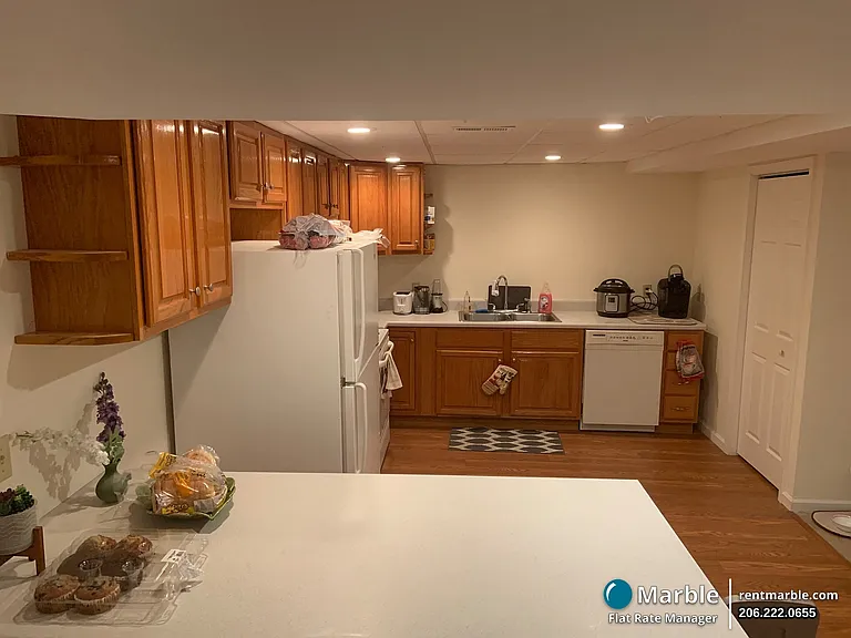 3 Steeplechase Ct #B — Photo 11