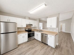 3133 Huron Ave APT A, Oldsmar, FL 34677