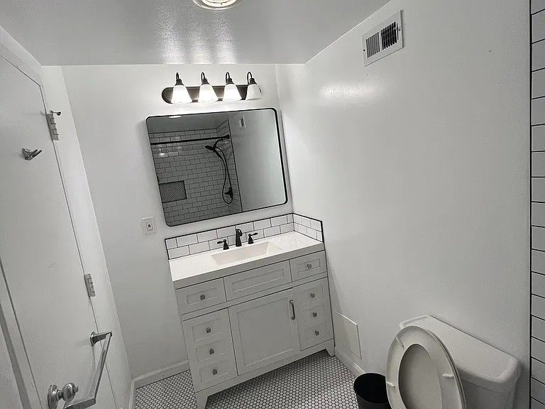 620 Peachtree St NE — Photo 14