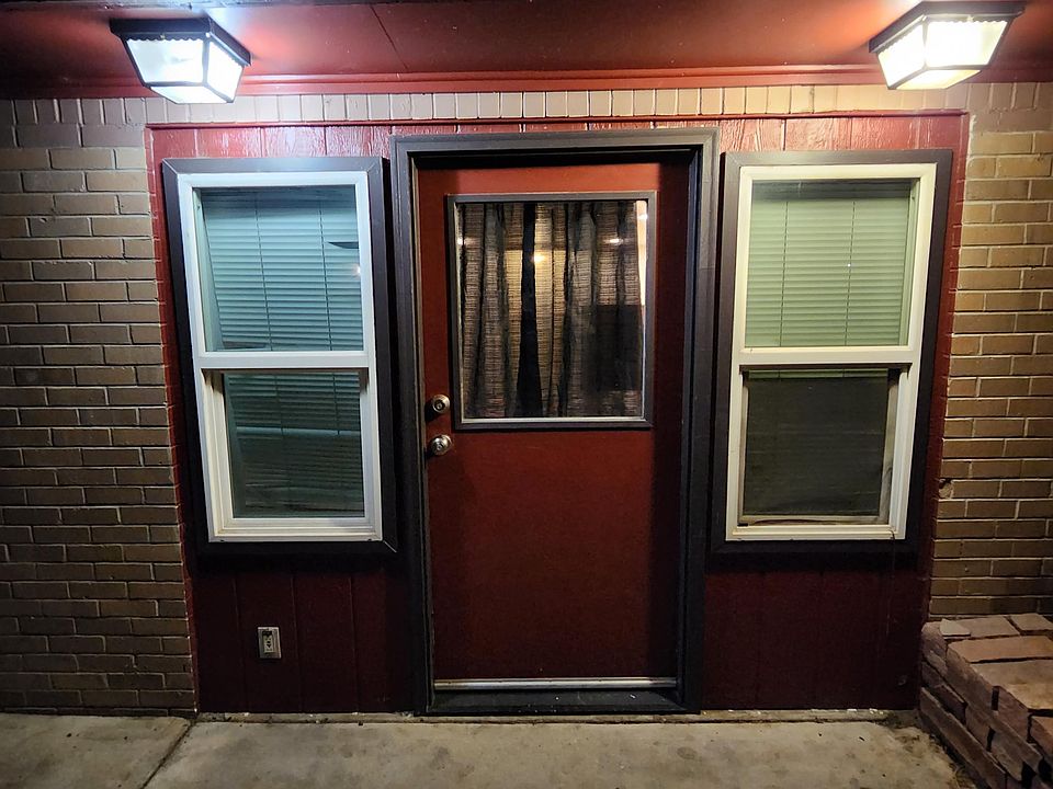 Private entrance