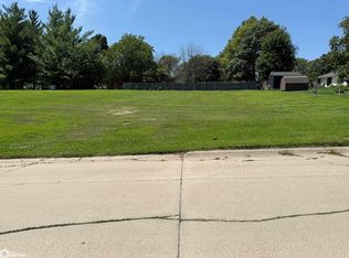 1303 Summit St, Red Oak, IA 51566