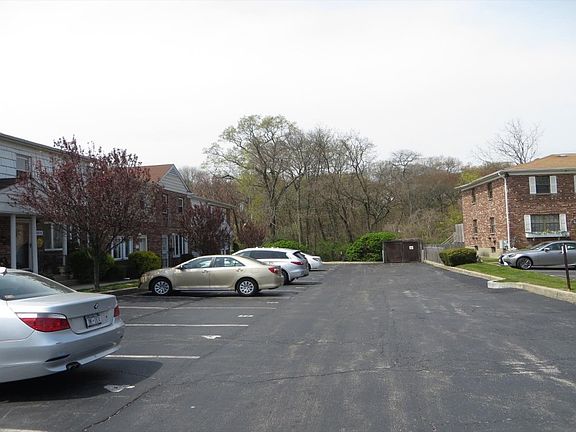 5th image of 426-3 N Corona Ave