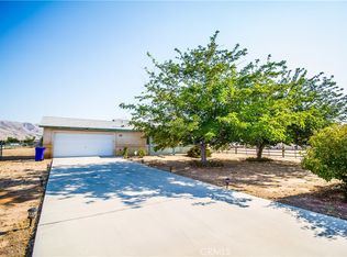 21295 Wisteria St, Apple Valley, CA 92308