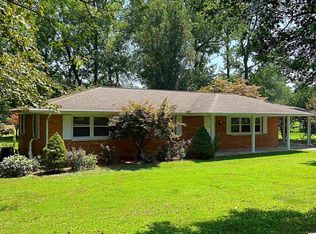 6030 Guyline Dr, Paducah, KY 42001